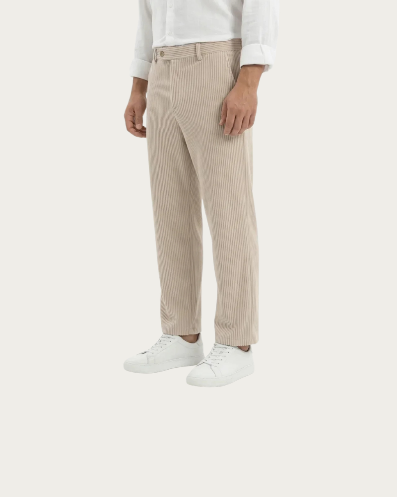Beige wide leg trousers men front view relaxed fit